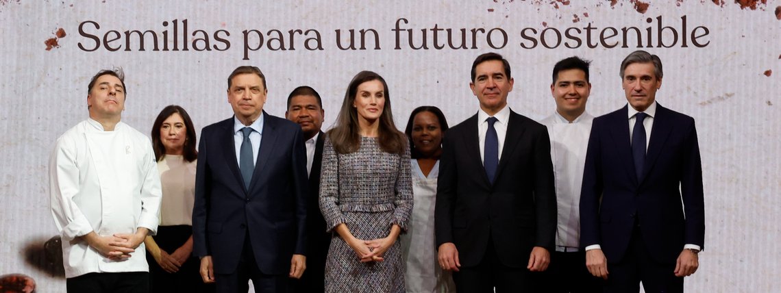 Cerimônia realizada em Madri para o lançamento de programa de microcrédito para a produção sustentável de coco na América Latina
