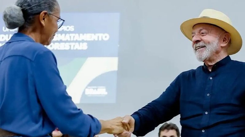 'Estamos preservando o que eles não preservaram', diz Lula na Amazônia