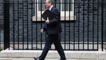 Premiê britânico Keir Starmer participará da COP30 no Brasil, diz porta-voz